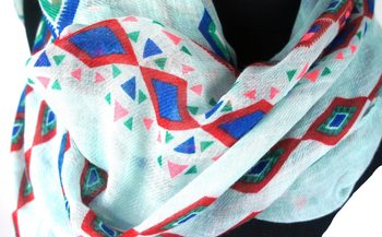 Piękny miętowy szal w stylu Ibiza (1 szt.)