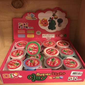 Masa plastyczna Super Light w ekspozytorze (24 szt.)