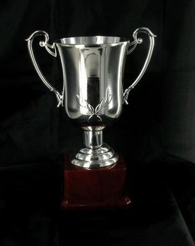 Srebrny Puchar Duży - Trofeum dla Zwycięzc&oacute;w
