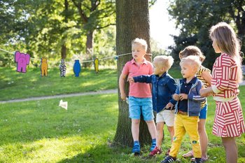 BS BUITENSPEEL – DREWNIANA GRA W RZUCANIE „ZWIERZĘCE PUPY” (2 szt.)