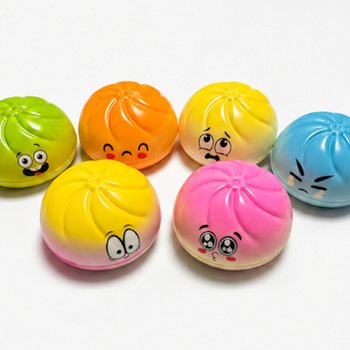 RAGE - Squishy Dumplings DUŻY (9 x 9 x 4 cm) - Viralowy Fidget Toy 2026 - Z ZAWIESZKĄ (24 szt.)