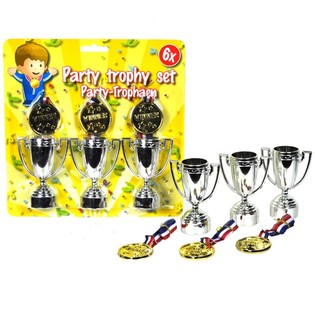 6-CZĘŚCIOWY ZESTAW TROFE&Oacute;W NA KARCIE (10 szt.)